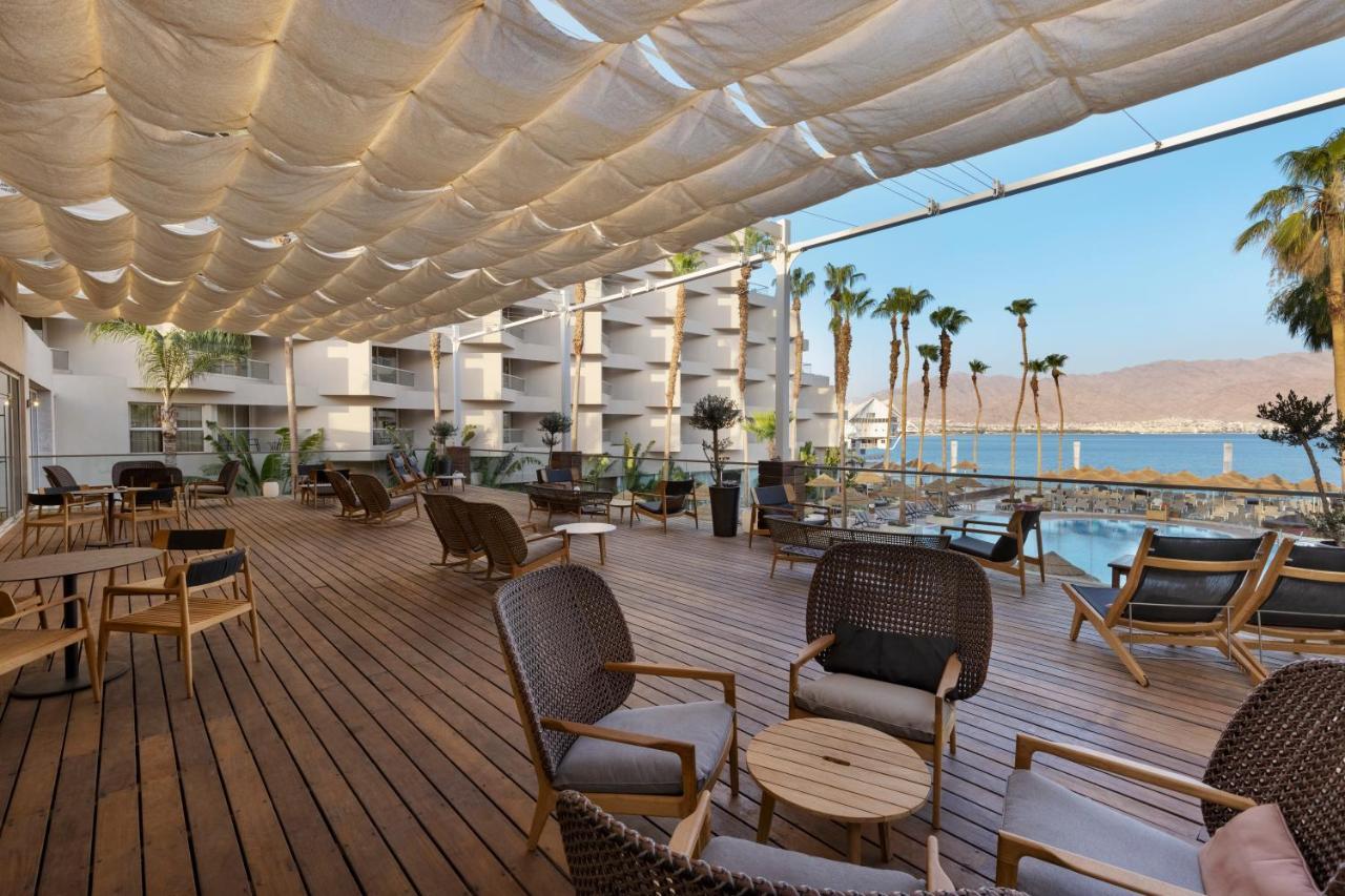 ホテル Aria エイラート エクステリア 写真 The pool deck at the Dead Sea
