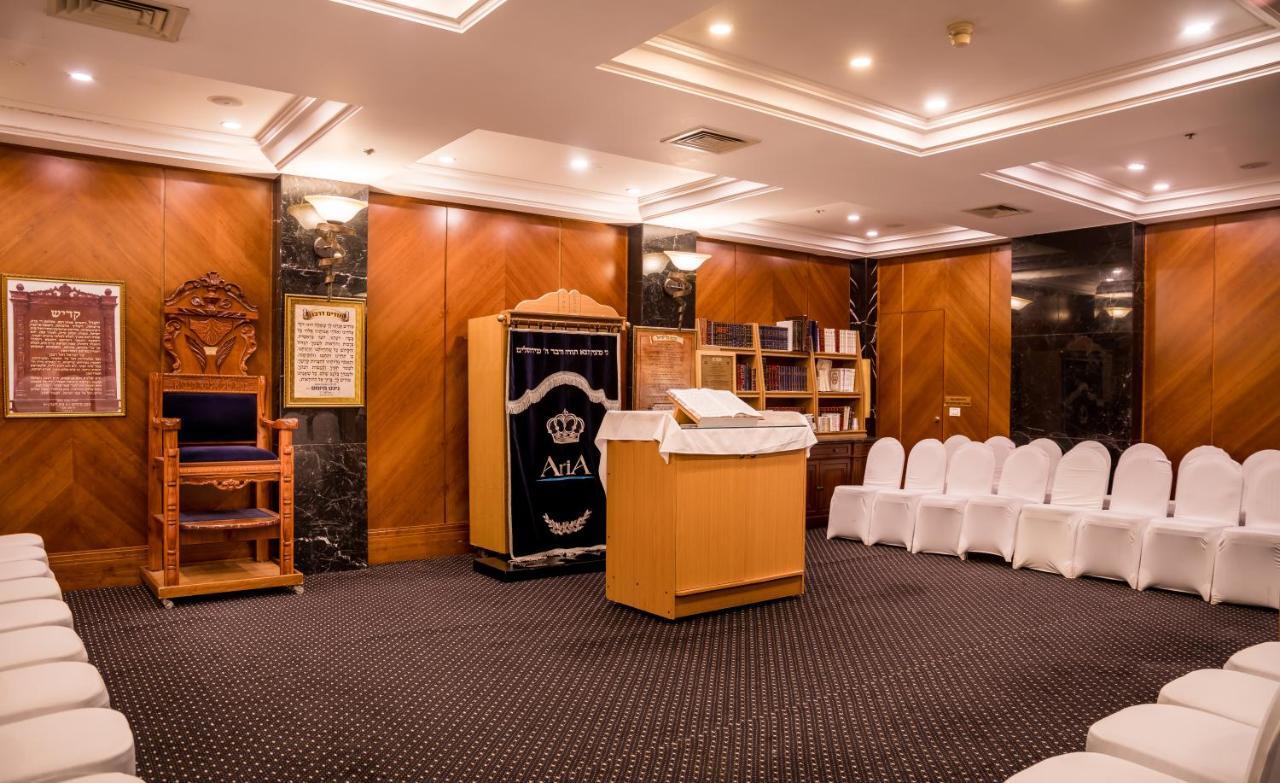 ホテル Aria エイラート エクステリア 写真 The synagogue's interior